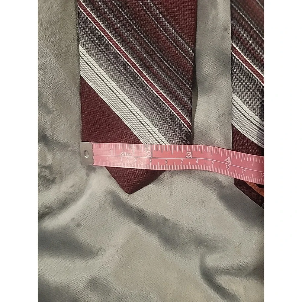 vintage sears classic collection red gray stripe tie polyester‎ acetate - Picture 5 of 8